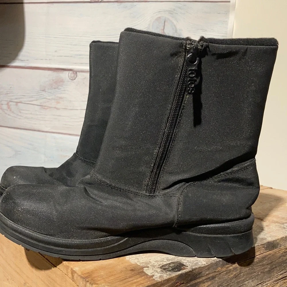 9W TOTES all weather  black boot. Double zipper